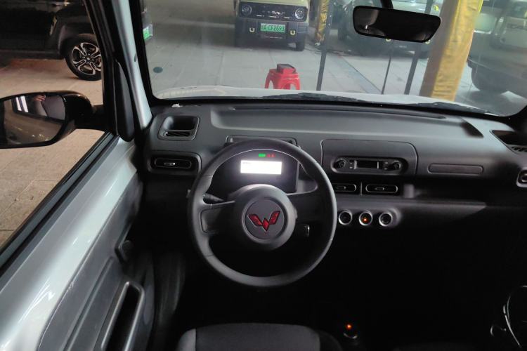 Used Wuling Zhiguang New Energy 2025 Standard Model
