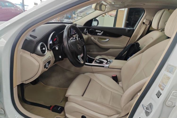 Used Mercedes-Benz C-Class 2015 C 200 L
