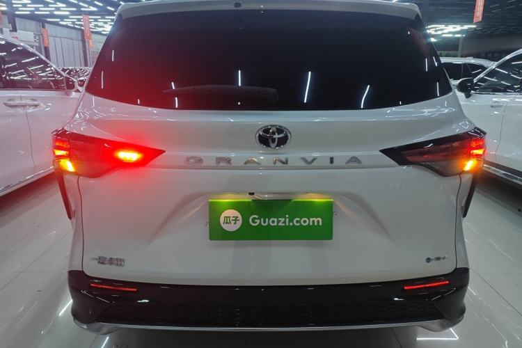 Used Toyota Granvia 2024 2.5L Hybrid Prestige PLUS Edition
