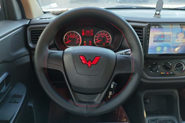 Used Wuling Hongguang V 2022 1.5L Jingqu Edition Electric-Assist LAR