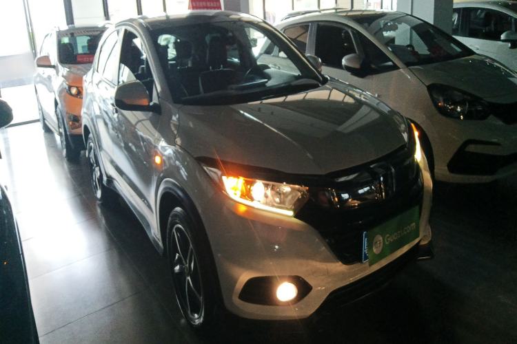 Used Honda Vezel 2020 1.5L CVT Pioneer Edition
