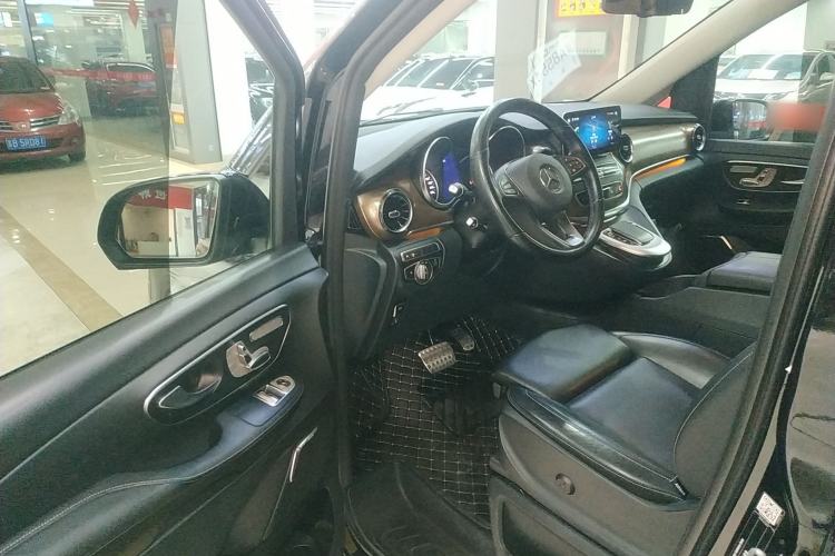 Used Mercedes-Benz V-Class 2022 V 260 L Long Wheelbase Prestige Edition
