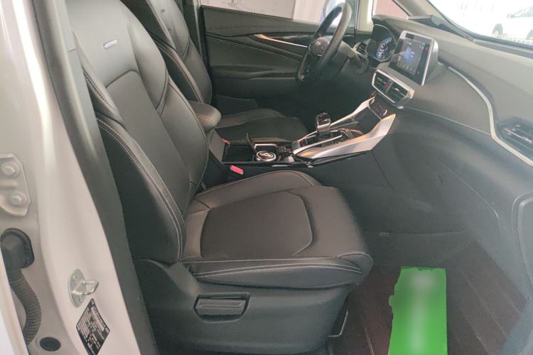 Used SAIC MAXUS EUNIQ 5 2020 1.3T PLUG-IN Elite Edition
