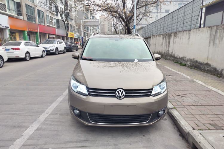 Used Volkswagen Touran 2015 1.4T Manual Comfort Edition 5-Seater