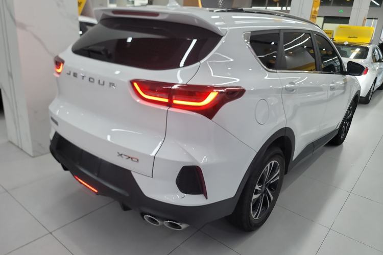 Used Jetour X70 2023 1.5T DCT Beyond PRO Edition 5-Seater
