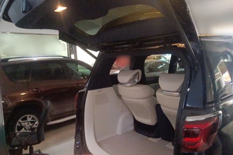 Used Buick GL8 2020 Avenir Avia Four-Seat Luxury Edition
