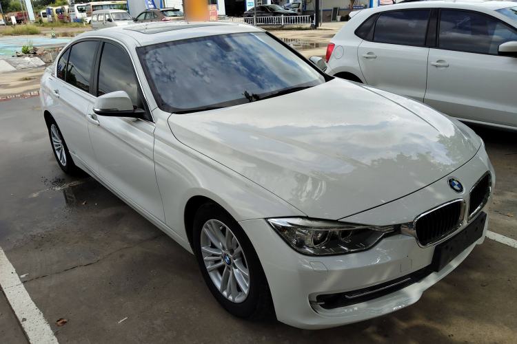 Used BMW 3 Series 2014 320Li Fashion Model
