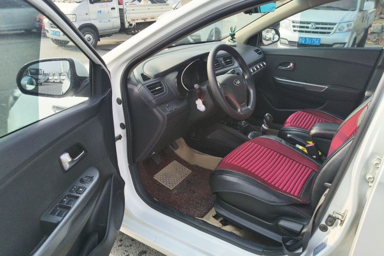 Used Kia K2 2015 Sedan 1.4L MT GLS
