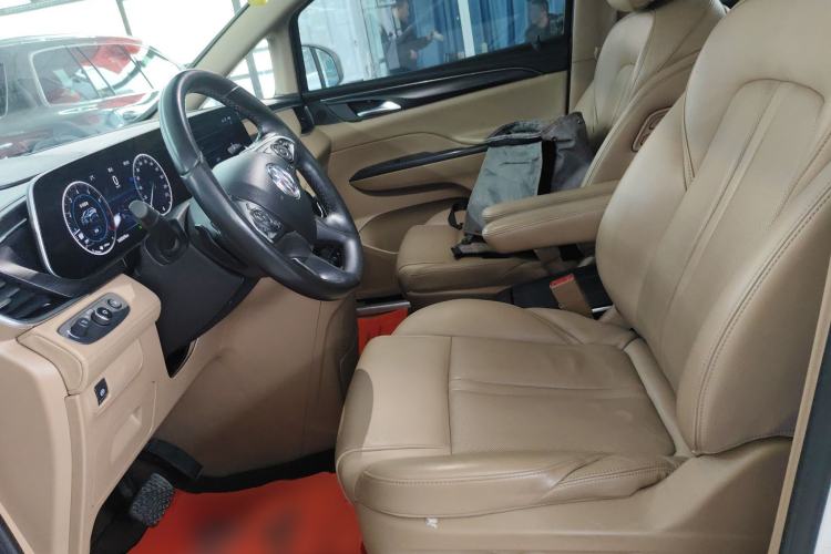 Used Buick GL8 2021 ES Landtrek 653T Smart Luxury Model
