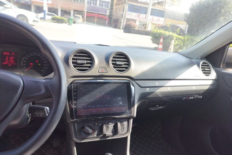 TDK.VehicleDetails.img