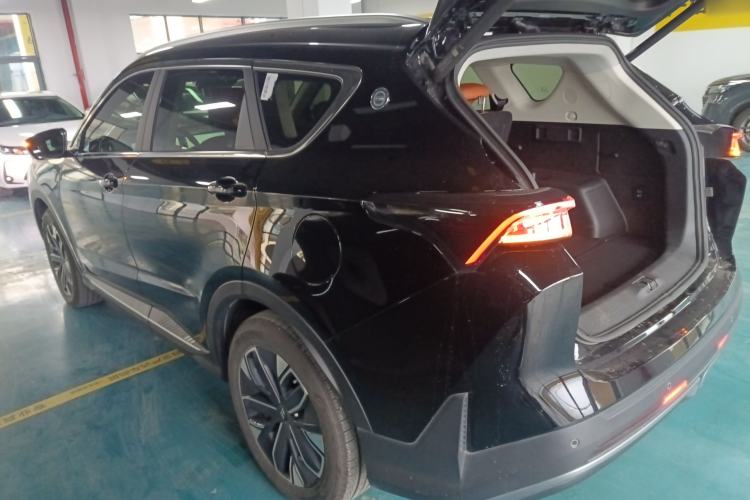 Used JETOUR Shanhai Shanhai L7 2024 1.5T 120km MAX 5-Seater
