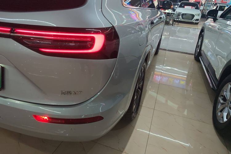 Used Hima AITO M7 2024 1.5T Rear-Drive Plus Version 5 Seats
