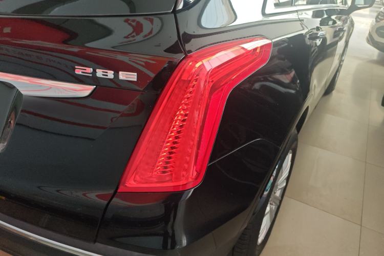 Used Cadillac XT5 2018 28E Four-Wheel Drive Tech Version
