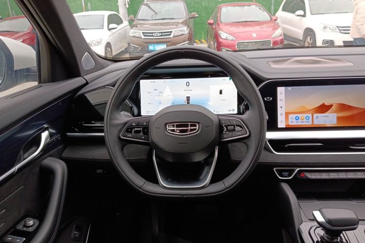 Used Geely Auto Monjaro L 2024 2.0TD High-Power Automatic Two-Wheel Drive Skyline Edition
