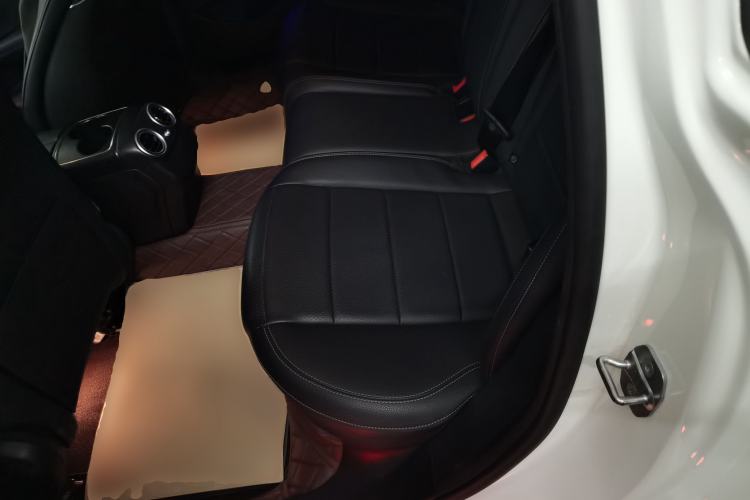 Used Mercedes-Benz E-Class 2020 Restyled E 300 L Sporty and Stylish Edition
