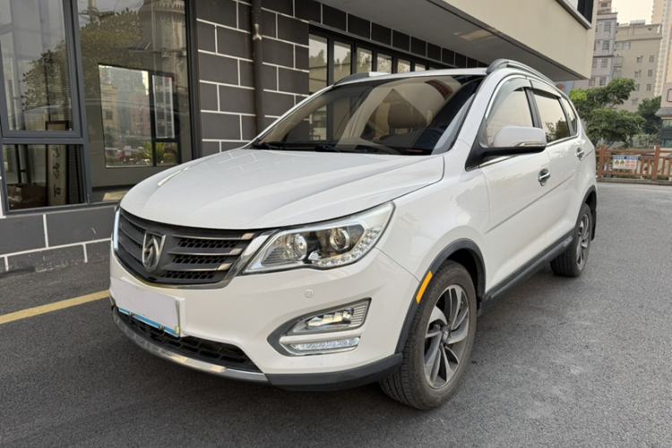 Used Baojun 560 2015 1.8L Manual Luxury Model
