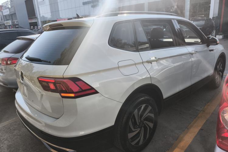 Used Volkswagen Tiguan L 2023 330TSI Automatic Two-Wheel Drive Comfort Edition
