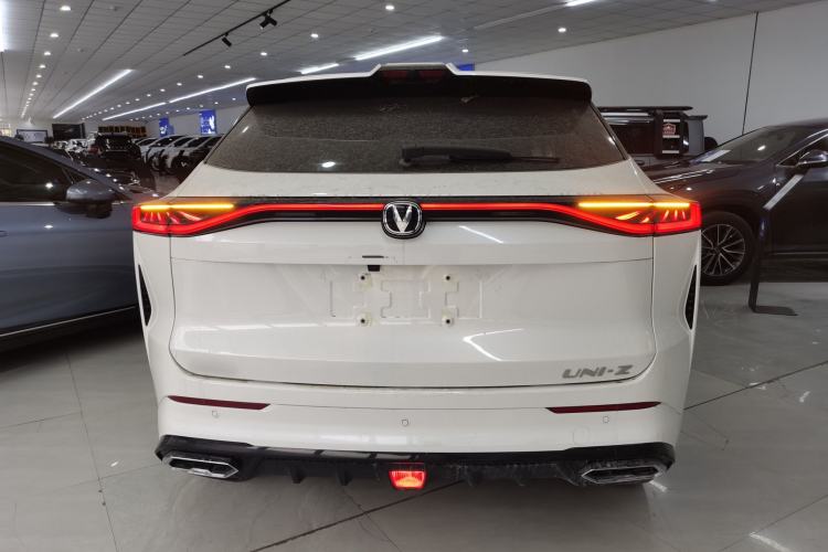 Used Changan UNI-Z New Energy 2024 Blue Whale Smart Electric iDD 125km Beyond Edition