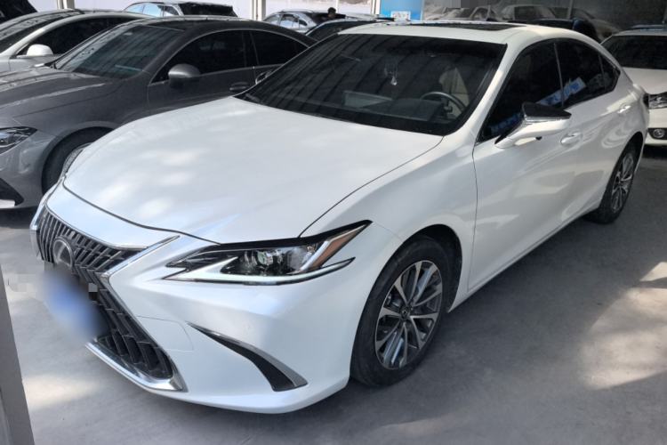Used Lexus ES 2023 200 Excellence Edition