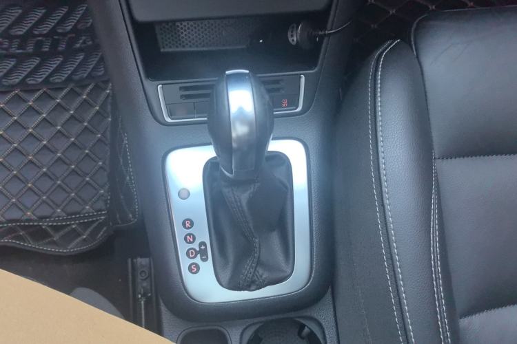 Used Volkswagen Tiguan 2017 300TSI Automatic Two-Wheel Drive Silk Road Comfort Edition