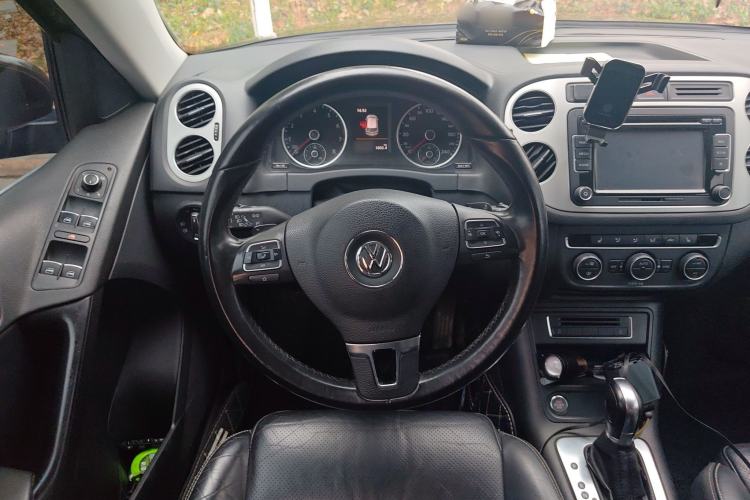 Used Volkswagen Tiguan L 2016 300TSI Automatic Two-Wheel Drive Luxury Edition