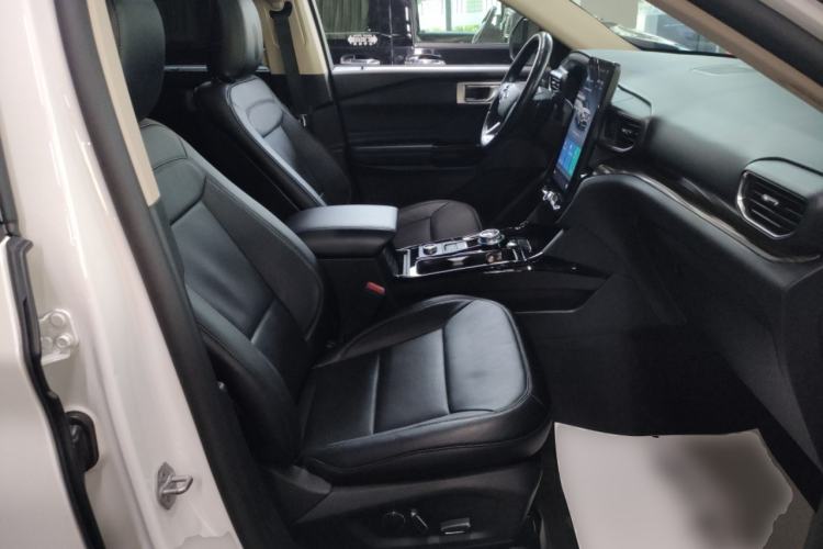 Used Ford Explorer 2020 EcoBoost 285 4x4 Titanium Edition 7-Seater
