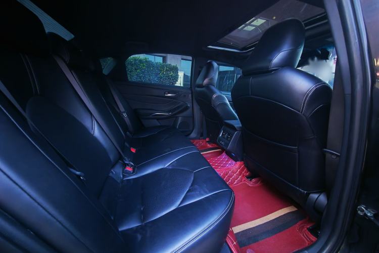 Used Toyota Avalon 2019 2.5L Ambition Version China VI Standard
