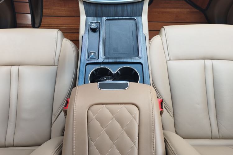 Used Buick GL8 2020 ES Land Cruiser 653T Luxury Edition
