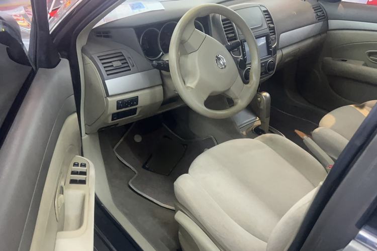 Used Nissan Sylphy 2016 Classic 1.6XE Automatic Leading Edition
