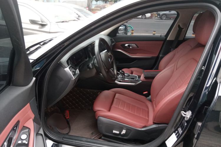 Used BMW 3 Series 2021 Second Facelift 325Li M Sport Package
