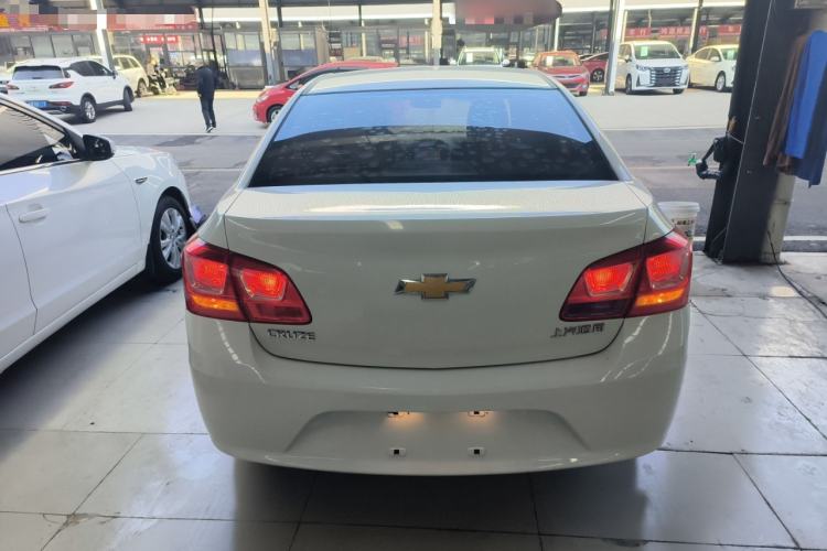 Used Chevrolet Cruze 2015 1.5L Classic SL MT

