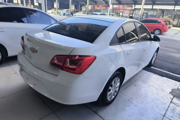 Used Chevrolet Cruze 2015 1.5L Classic SL MT

