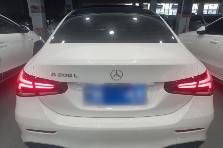 Used Mercedes-Benz A-Class 2022 Restyled A 200 L Sport Sedan Fashion Version
