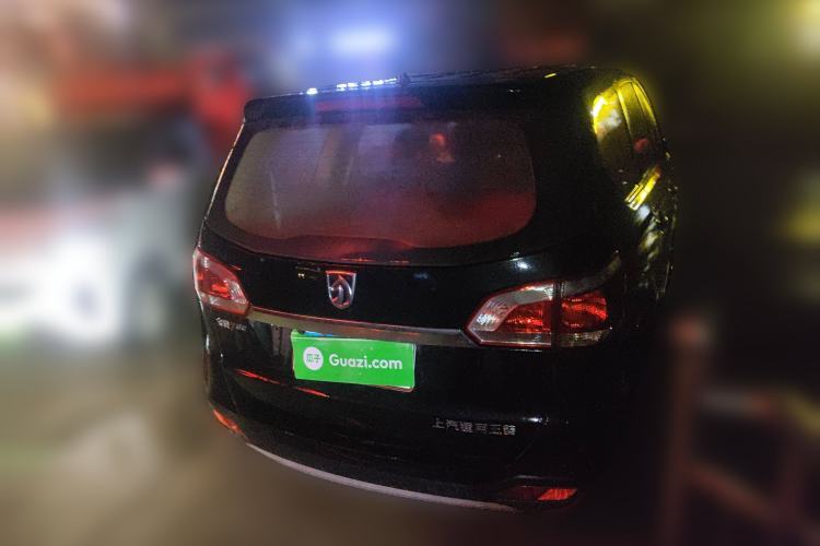 Used Baojun 730 2014 1.5L manual standard trim 7 seats
