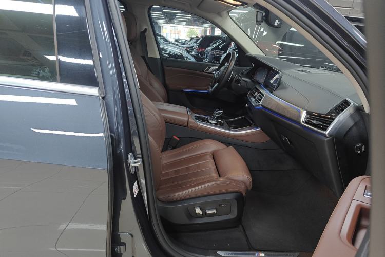 Used BMW X5 2019 xDrive40i M Sport Package
