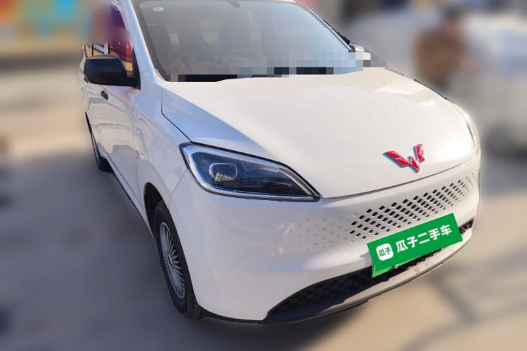 Used Wuling Hongguang New Energy 2025 Extended-Range Hybrid 50 km Standard Version
