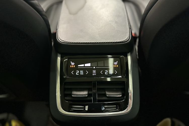 Used Volvo XC90 2017 T6 Zhiya Edition 7-seater
