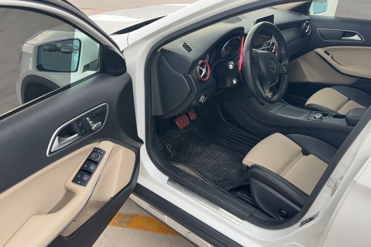 Used Mercedes-Benz GLA 2017 GLA 200 Fashion Model