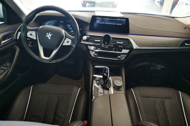 Used BMW 5 Series New Energy 2020 Mileage Upgrade Version 530Le Luxury Package
