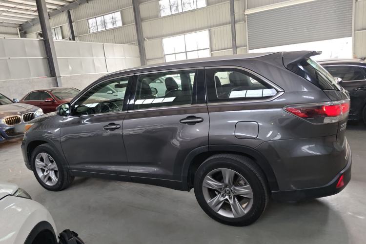 Used Toyota Highlander 2015 2.0T Four-Wheel Drive Luxury Edition 7-Seater
