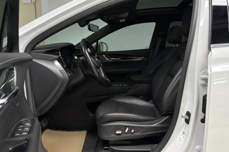 Used Cadillac XT5 2021 28T Luxury Version