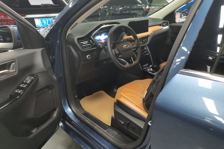 Used Ford Escape 2020 EcoBoost 245 Two-Wheel Drive Smart & Enjoyment Model
