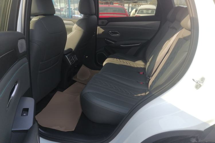 Used BYD Song L DM-i 2025 Intelligent Driving Version 160 km Beyond-Range Type
