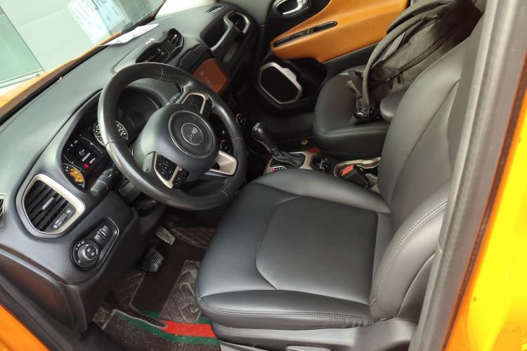 Used  Renegade 2017 180T Automatic Jingneng Edition
