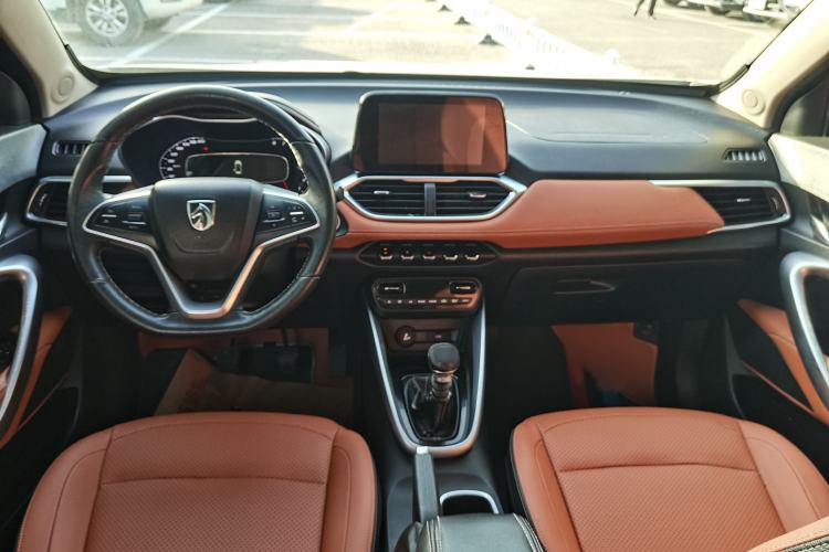 Used Baojun 510 2017 1.5L Manual Luxury Model
