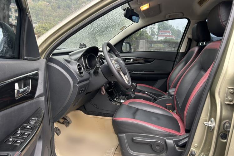 Used HYOSOW S3 2014 1.5L Comfort Version China IV Emission Standard
