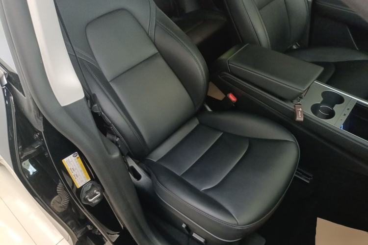 Used Tesla Model Y 2024 Rear-Wheel-Drive Version