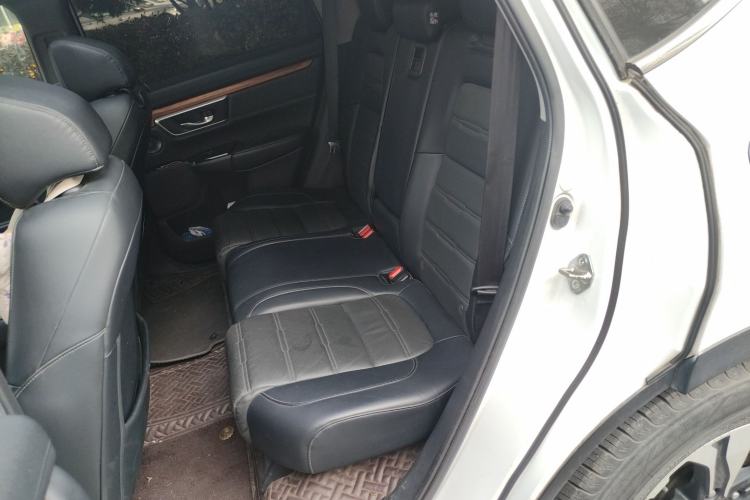 Used Honda CR-V 2017 240TURBO CVT Front-Wheel Drive Fashion Edition
