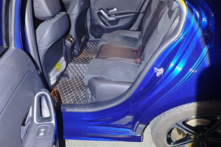 Used Mercedes-Benz A-Class 2022 Revised Version A 200 L Sport Sedan Fashionable Style
