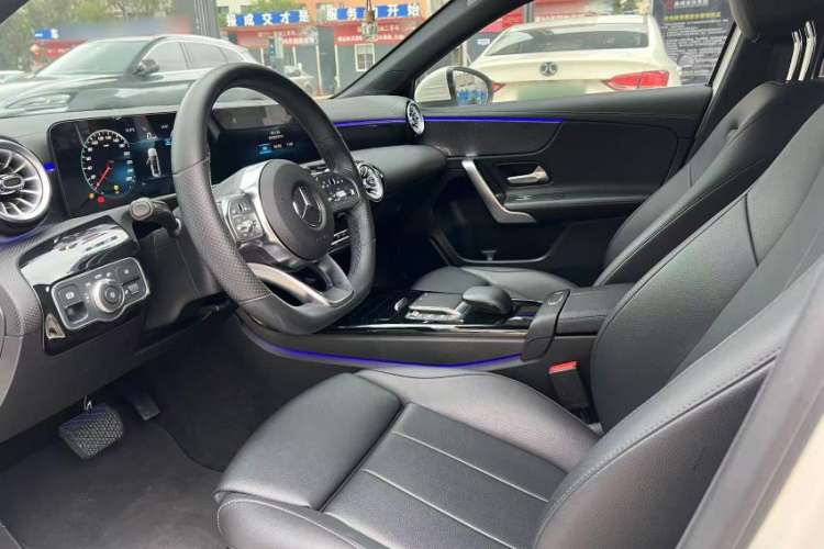 Used Mercedes-Benz A-Class 2022 Restyled A 200 L Sport Sedan Fashion Version
